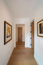 Enlarge photo 39