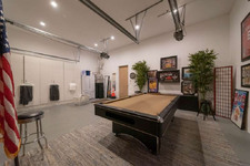 Enlarge photo 110