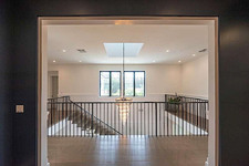 Enlarge photo 59