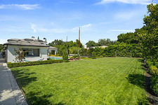 Enlarge photo 76