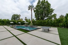 Enlarge photo 53