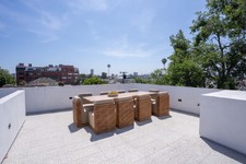 Enlarge photo 47