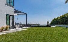 Enlarge photo 24