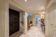 Enlarge photo 30