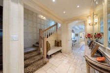 Enlarge photo 52