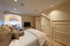 Enlarge photo 64
