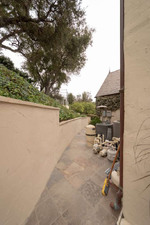Enlarge photo 109