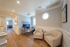 Enlarge photo 38