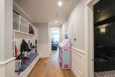 Enlarge photo 40