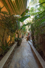 Enlarge photo 10