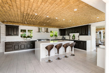 Enlarge photo 42