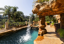 Enlarge photo 125