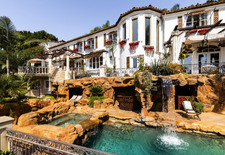 Enlarge photo 126