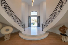 Enlarge photo 32