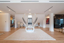 Enlarge photo 33