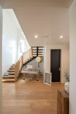 Enlarge photo 62
