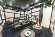Enlarge photo 126