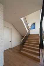 Enlarge photo 37