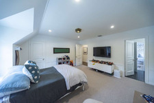 Enlarge photo 49