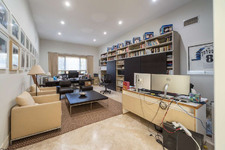 Enlarge photo 48