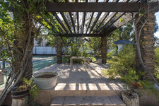 Enlarge photo 102