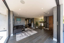 Enlarge photo 36