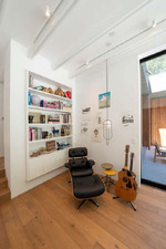 Enlarge photo 22
