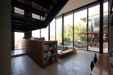 Enlarge photo 10