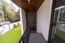 Enlarge photo 96