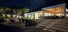 ITZ 11095 Tarzana