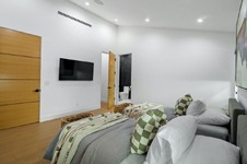 Enlarge photo 50
