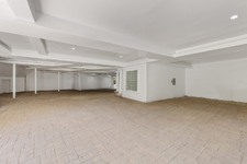 Enlarge photo 41