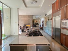 Enlarge photo 37