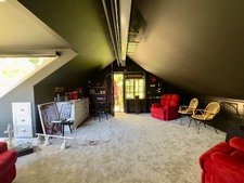Enlarge photo 152