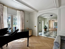 Enlarge photo 14