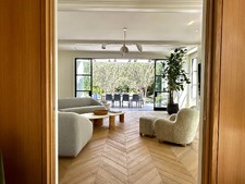 Enlarge photo 18