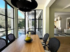Enlarge photo 33