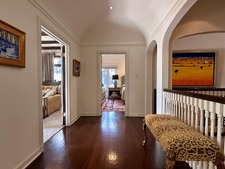 Enlarge photo 52