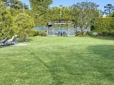 Enlarge photo 74