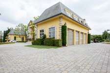 Enlarge photo 16