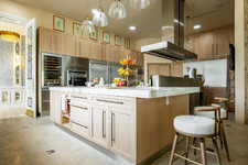Enlarge photo 51