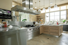 Enlarge photo 53