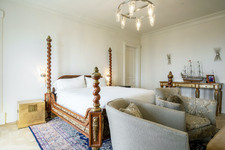 Enlarge photo 81