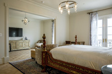 Enlarge photo 84