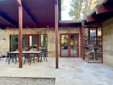 Enlarge photo 47