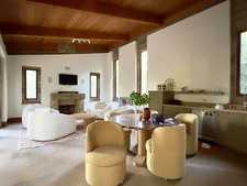 Enlarge photo 49