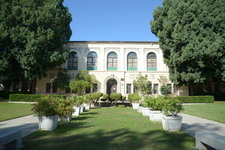 Enlarge photo 32