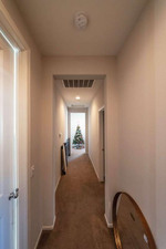 Enlarge photo 36