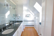 Enlarge photo 36