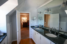 Enlarge photo 38